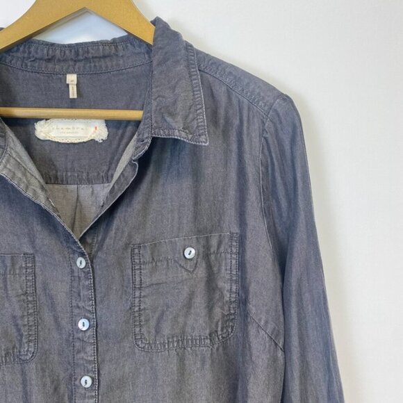 Chambrai Dark Button Down Top - Picture 2 of 9